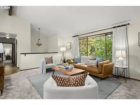 8495 Sw 74th Avenue Portland OR 97223