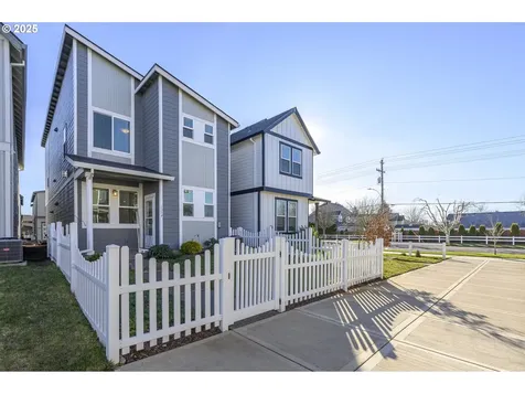 1714 NW Landon Street Mcminnville OR 97128