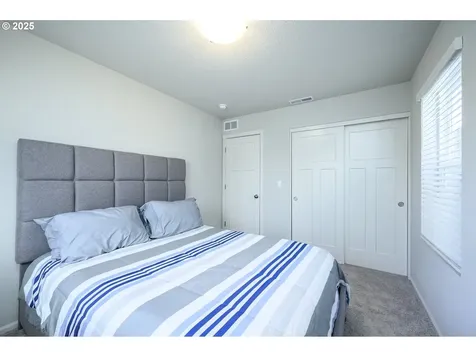 1714 NW Landon Street Mcminnville OR 97128
