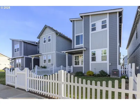 1714 NW Landon Street Mcminnville OR 97128