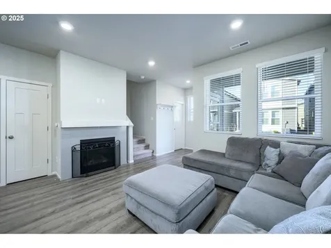 1714 NW Landon Street Mcminnville OR 97128