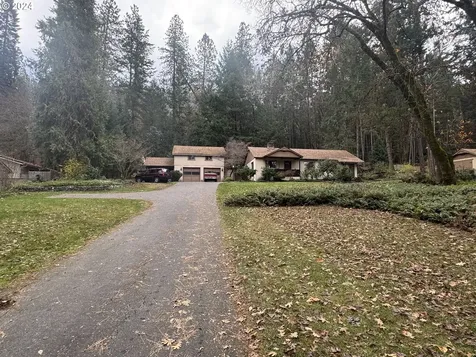 7755 Rogue River Highway Grants Pass OR 97527