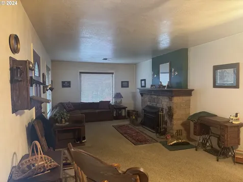 7755 Rogue River Highway Grants Pass OR 97527