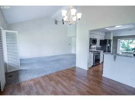 1210 Spyglass Drive Eugene OR 97401