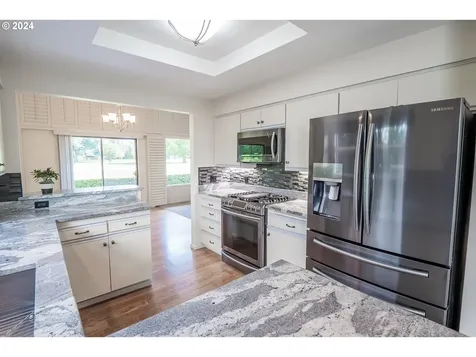 1210 Spyglass Drive Eugene OR 97401