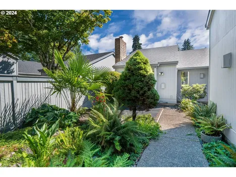 1210 Spyglass Drive Eugene OR 97401