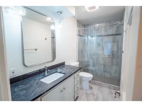 1210 Spyglass Drive Eugene OR 97401