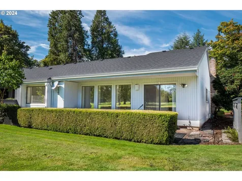 1210 Spyglass Drive Eugene OR 97401
