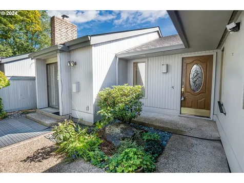 1210 Spyglass Drive Eugene OR 97401