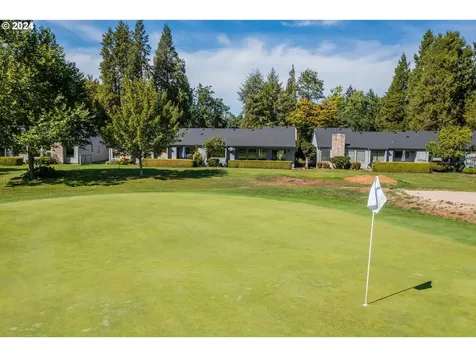 1210 Spyglass Drive Eugene OR 97401