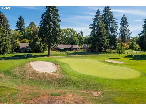 1210 Spyglass Drive Eugene OR 97401
