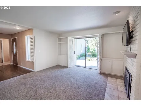 1210 Spyglass Drive Eugene OR 97401