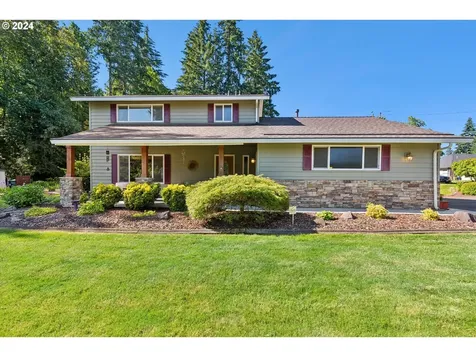 2713 Ne 104th Street Vancouver WA 98686
