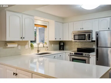 2713 Ne 104th Street Vancouver WA 98686