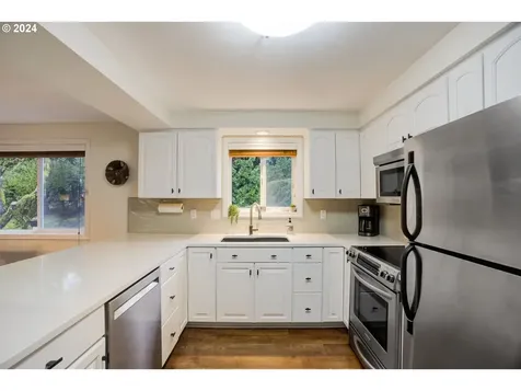 2713 Ne 104th Street Vancouver WA 98686