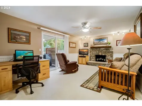 2713 Ne 104th Street Vancouver WA 98686