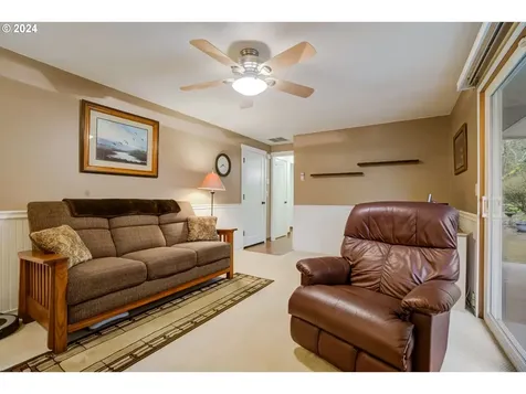 2713 Ne 104th Street Vancouver WA 98686