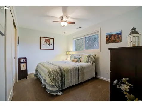 2713 Ne 104th Street Vancouver WA 98686