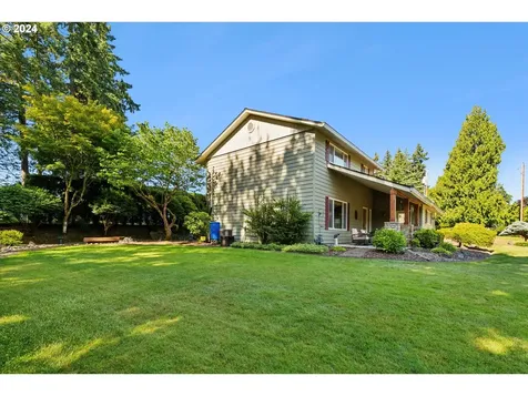 2713 Ne 104th Street Vancouver WA 98686