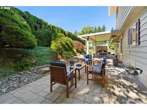 2713 Ne 104th Street Vancouver WA 98686