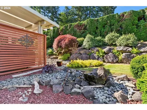 2713 Ne 104th Street Vancouver WA 98686