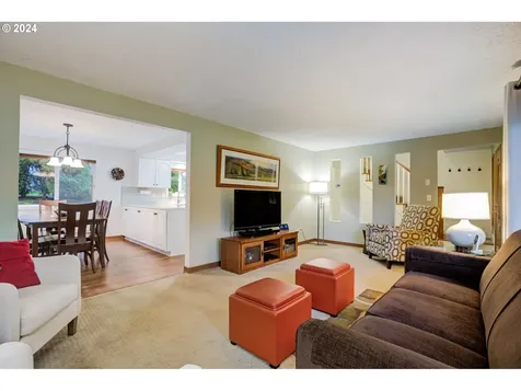 2713 Ne 104th Street Vancouver WA 98686