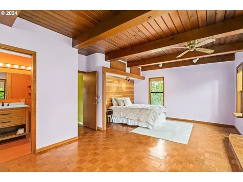 436 W D Street Springfield OR 97477