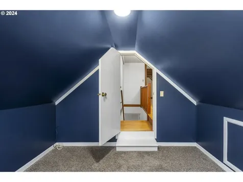 4502 N Amherst Street Portland OR 97203