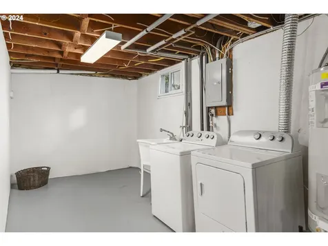 4502 N Amherst Street Portland OR 97203