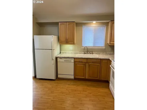 9635 N Hodge Avenue Portland OR 97203