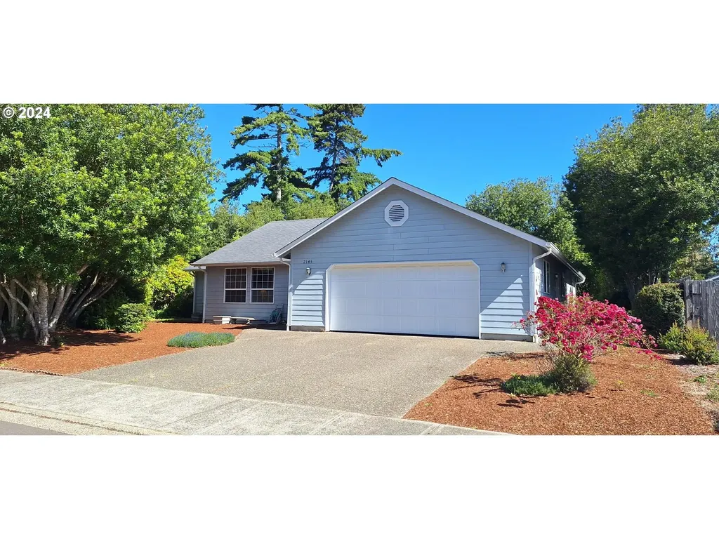 2145 23rd Street Florence OR 97439
