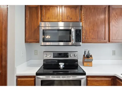 16015 NE 37th Street Vancouver WA 98682