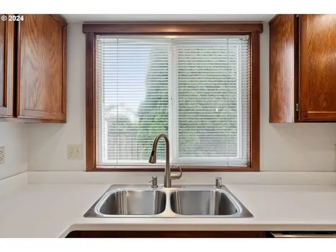 16015 NE 37th Street Vancouver WA 98682
