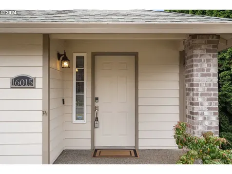 16015 NE 37th Street Vancouver WA 98682
