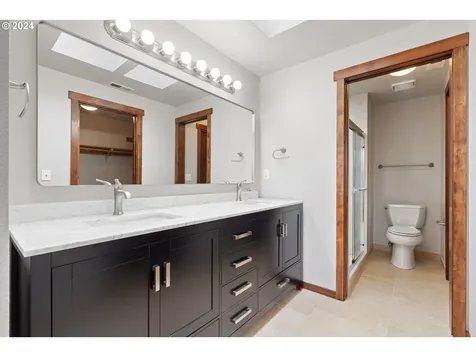 16015 NE 37th Street Vancouver WA 98682