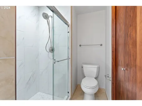16015 NE 37th Street Vancouver WA 98682