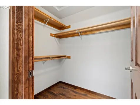 16015 NE 37th Street Vancouver WA 98682