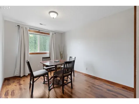 16015 NE 37th Street Vancouver WA 98682
