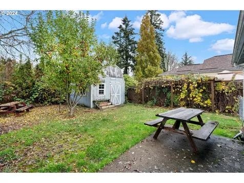 629 NE 10th Street Mcminnville OR 97128