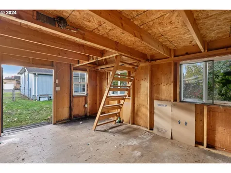 629 NE 10th Street Mcminnville OR 97128
