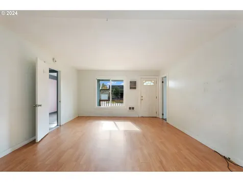 629 NE 10th Street Mcminnville OR 97128
