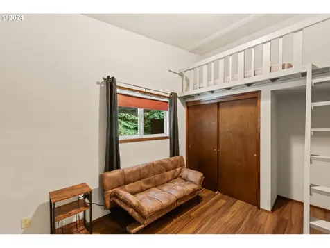 644 13th Court Coos Bay OR 97420