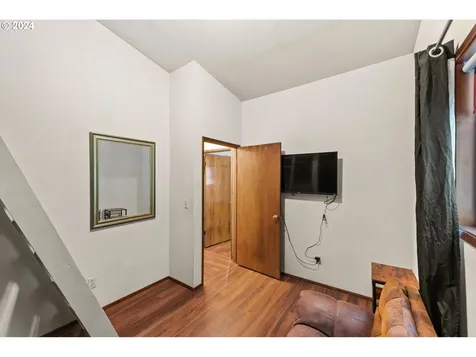 644 13th Court Coos Bay OR 97420