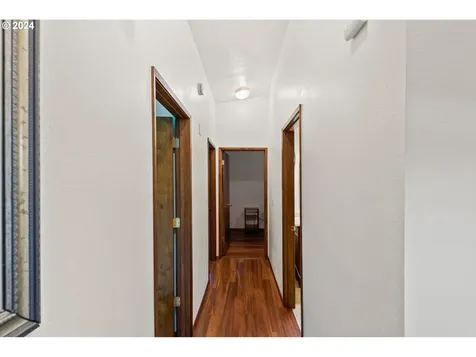 644 13th Court Coos Bay OR 97420