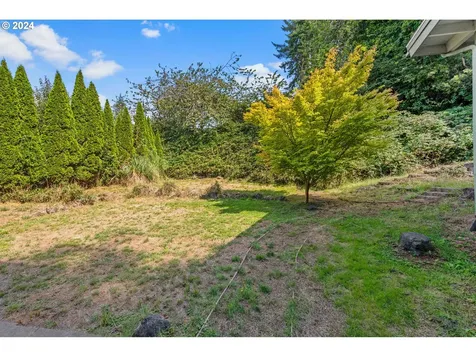 644 13th Court Coos Bay OR 97420