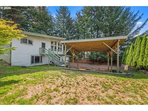 644 13th Court Coos Bay OR 97420
