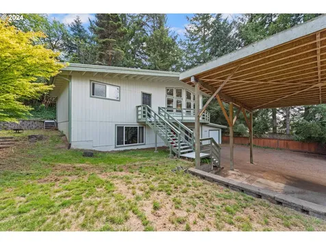 644 13th Court Coos Bay OR 97420