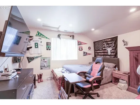 1733 Brandy Way Springfield OR 97477