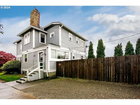 605 G Street Centralia WA 98531