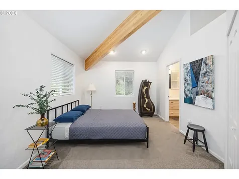 1110 Sw Walking Wood Depoe Bay OR 97341